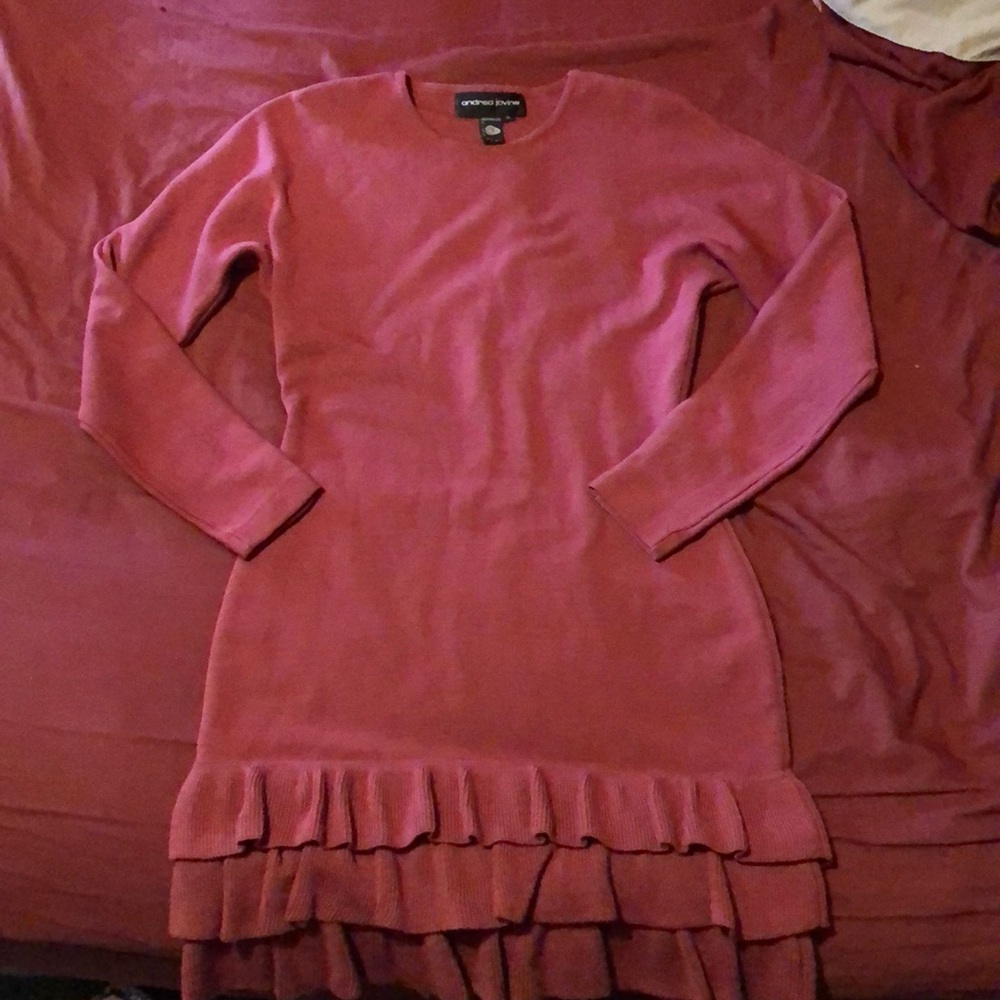 Short fitted dress